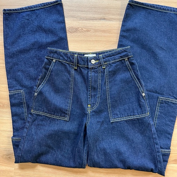 NWT. Ganni Angi Wide Leg Cargo Jeans, Rinse Denim, Size 24 - Picture 4 of 8
